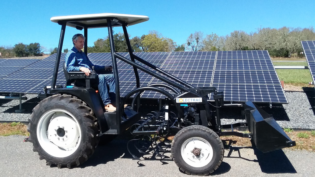 EFARMER-SOLAR PANEL.jpg