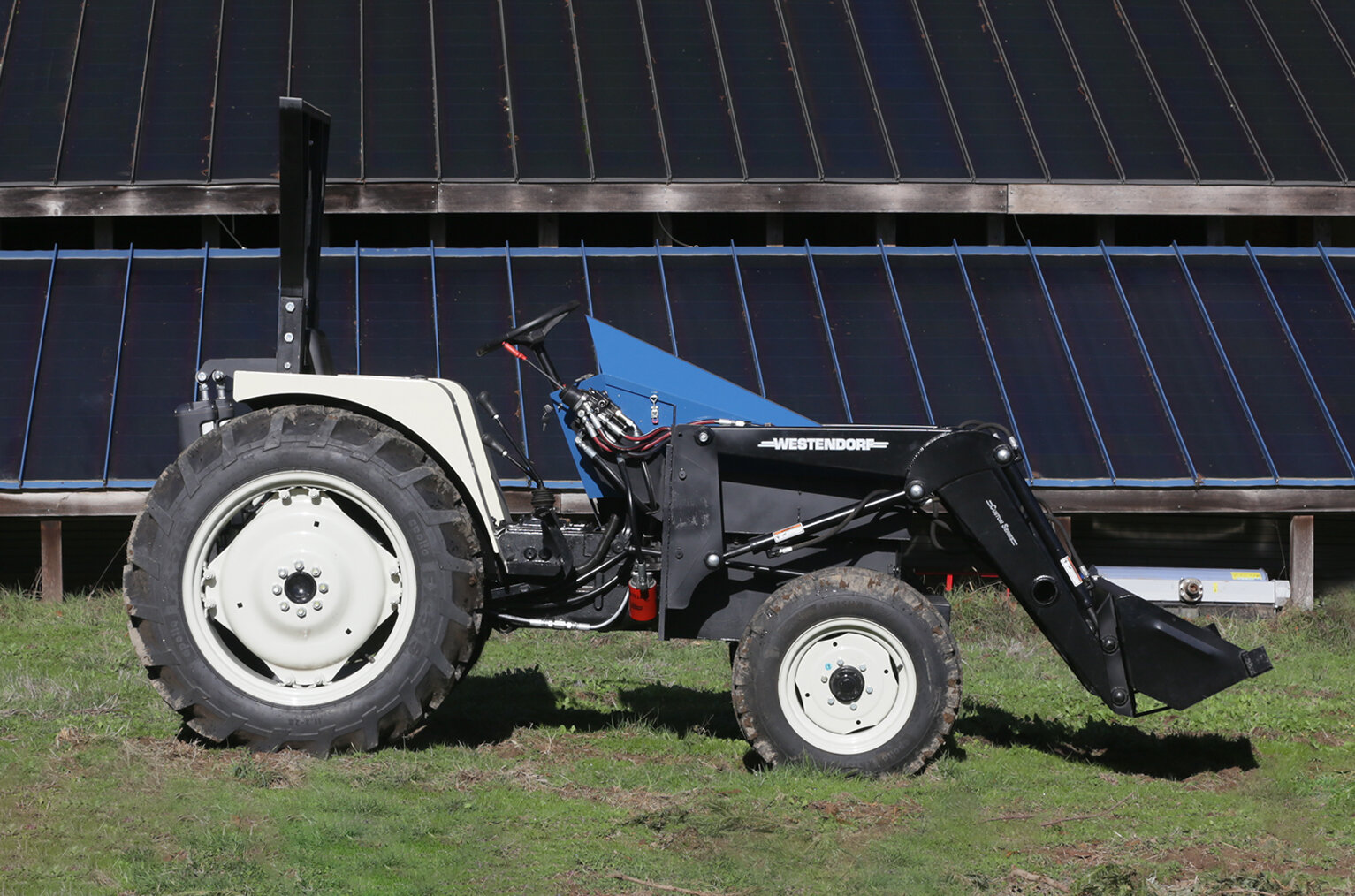 eUtility-Profile-Solar Panels-crop.jpg