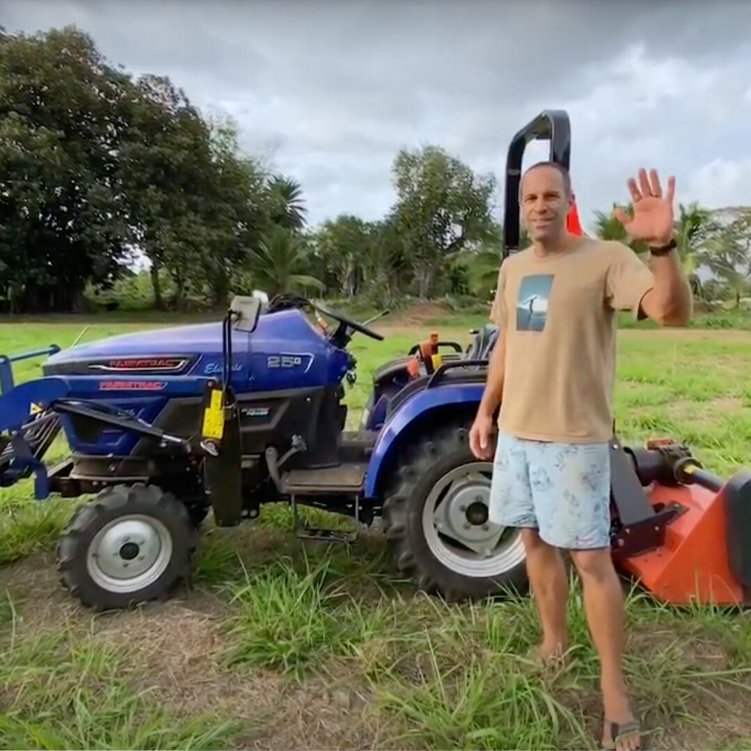 A great video about @Jackjohnson using our Compact #ElectricTractor at the @Kokua Hawai'i Foundation farm just out in the Honolulu @StarAdvertiser.
See the link in our bio.